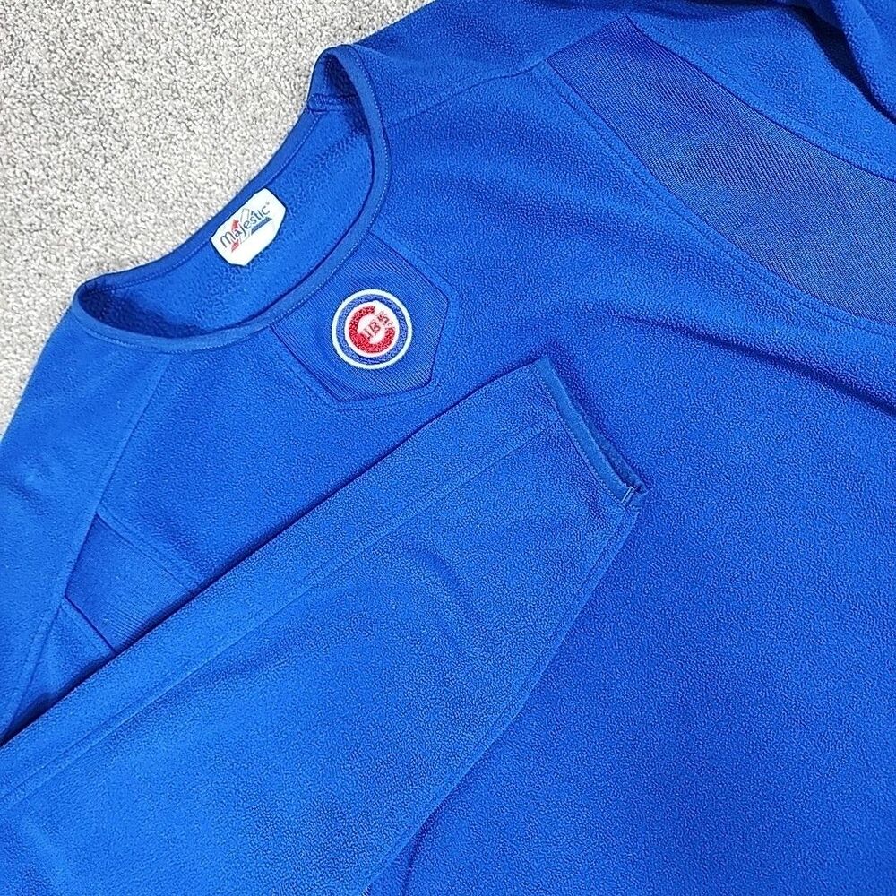 Vintage Chicago Cubs Sweatshirt Men’s Pullover Size Medium Blue Long Sleeve